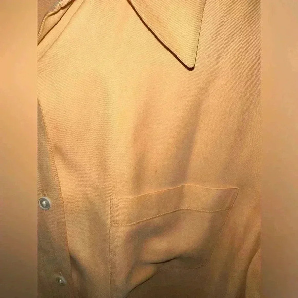 100% Silk Women’s Button Down Shirt - Picture 2 of 5